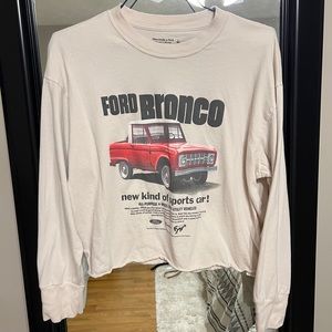 Cropped Abercrombie & Fitch Graphic T